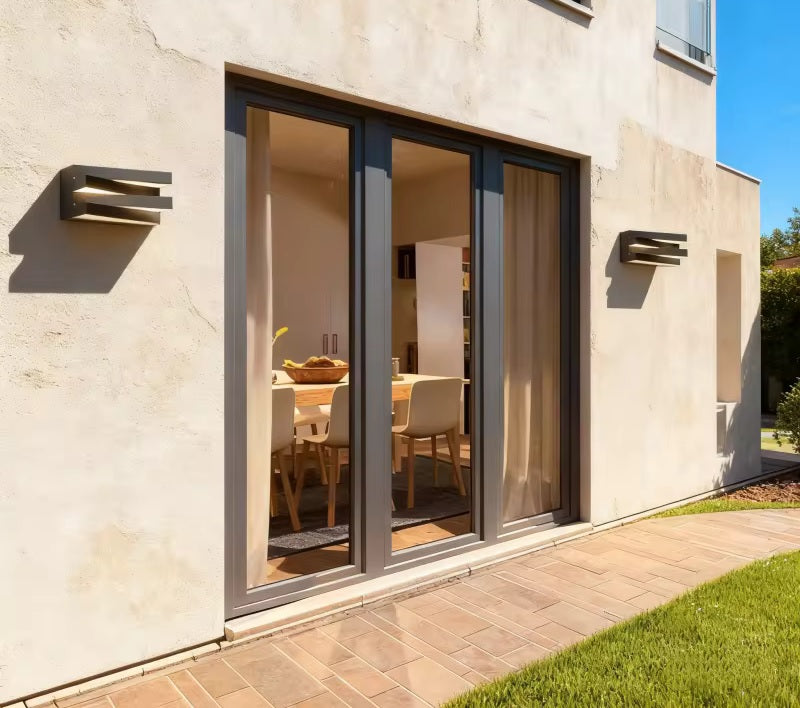 IP65 Square Wall Lamp – Modern Waterproof LED Fixture for Exterior Walls